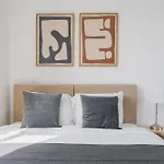 Blueground Florentine Bright Apartments